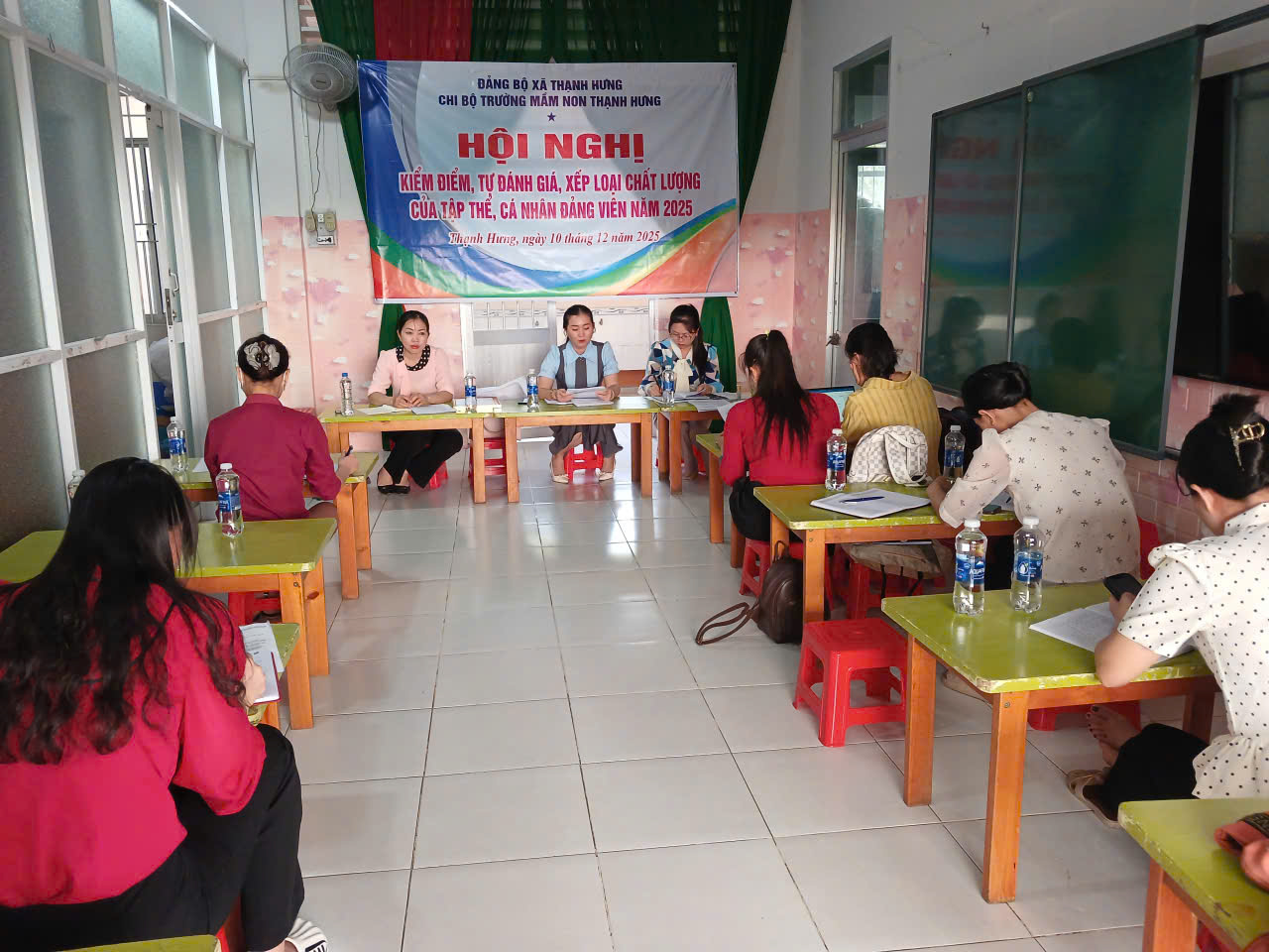 CHI BỘ TRƯỜNG MẦM NON THẠNH HƯNG TỔ CHỨC HỌP CHI BỘ THÁNG 01/2026